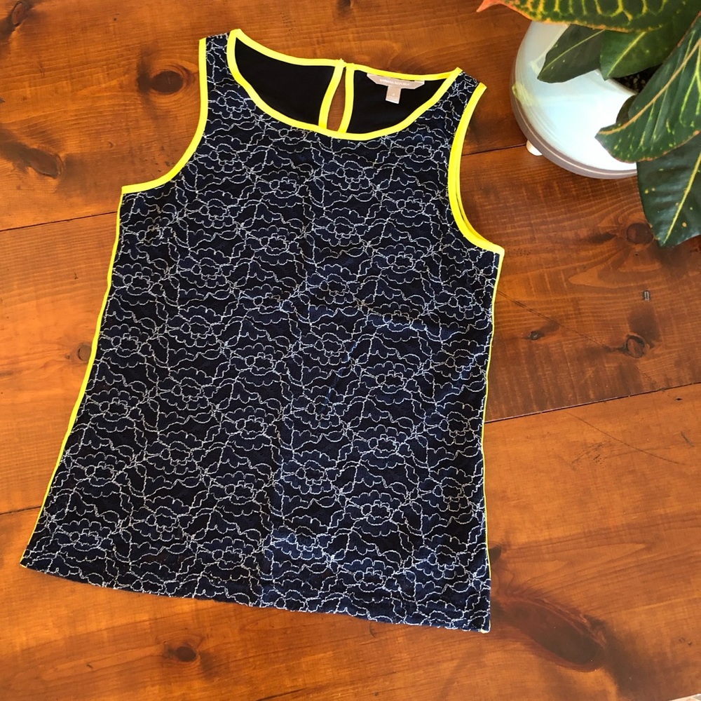 Banana Republic lace sleeveless top